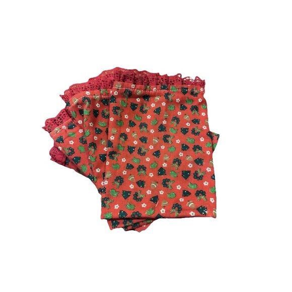 Vintage Christmas Fabric Napkins Set 4 Red Holiday Lace Trim Dinner Size 15x16 - Picture 1 of 6